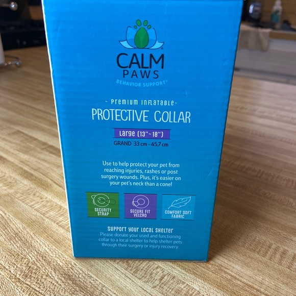 Calm Paws premium inflatable protective collar size large neck 13-18” - Picture 3 of 4